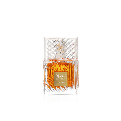 Lattafa Khamrah Eau de Parfum Flasche mit goldener Verpackung und eleganter Gestaltung, Duftdetails sichtbar auf der Flasche